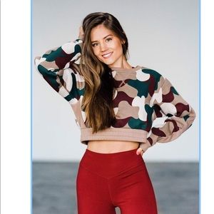 Balance Athletica Outlander Crew